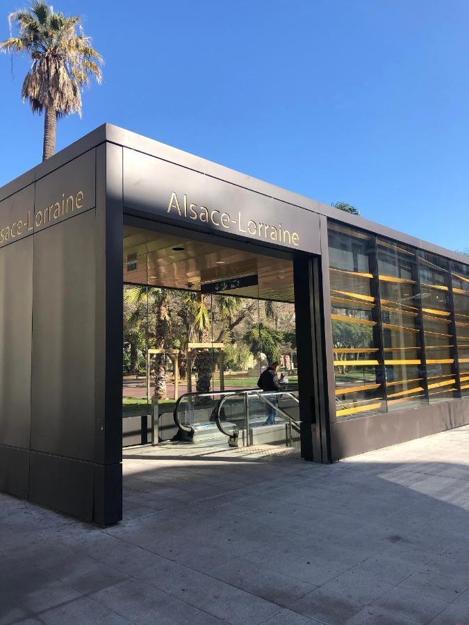 Le Clio Carre D'or Beach Apartment